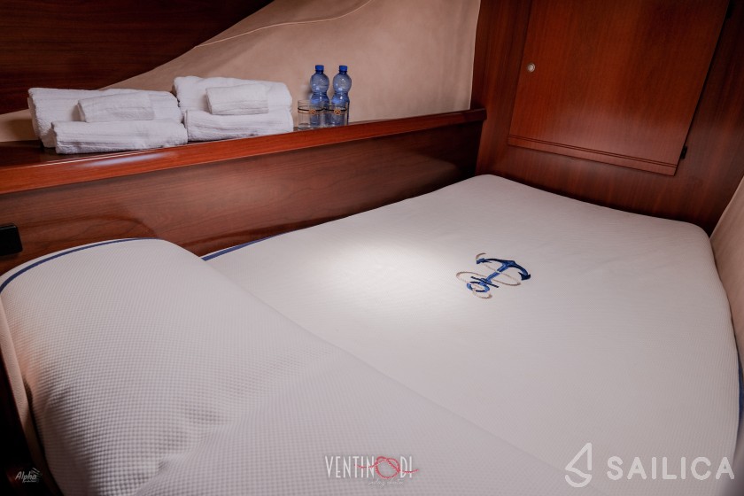 Belize 43 - Yacht Charter Sailica