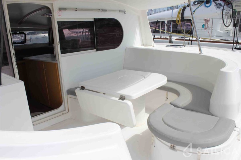 Nautitech 441 - Yacht Charter Sailica