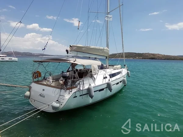 Bavaria 46 Cruiser - Photo #24 Bavaria 46 Cruiser - Yacht Charter Sailica