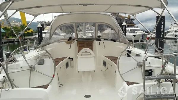 Cyclades 50.4 - Yacht Charter Sailica