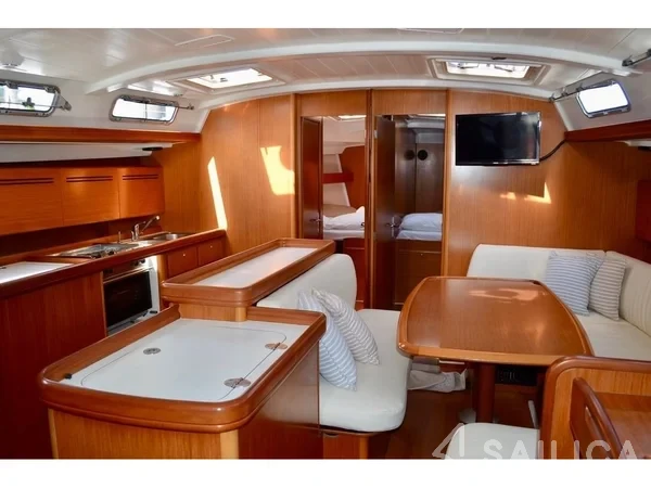 Cyclades 50.4 - Yacht Charter Sailica