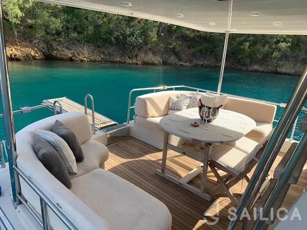 Motoryacht - Yacht Charter Sailica