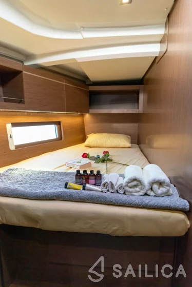 Oceanis 46.1 - Yacht Charter Sailica