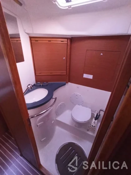 Bavaria 40 Cruiser - Yacht Charter Sailica