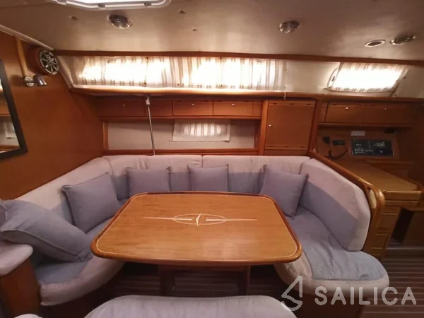 Bavaria 40 Cruiser - Yacht Charter Sailica