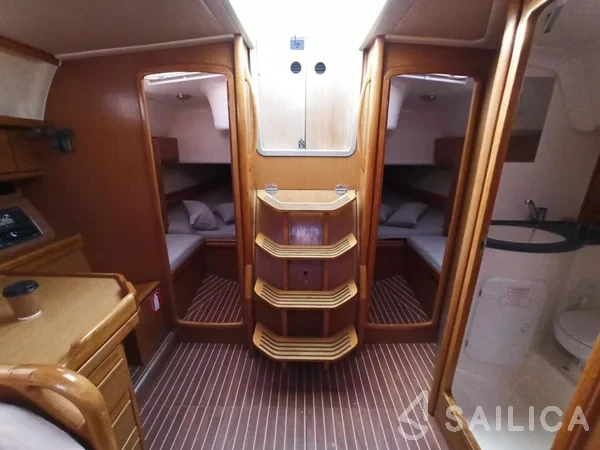 Bavaria 40 Cruiser - Yacht Charter Sailica