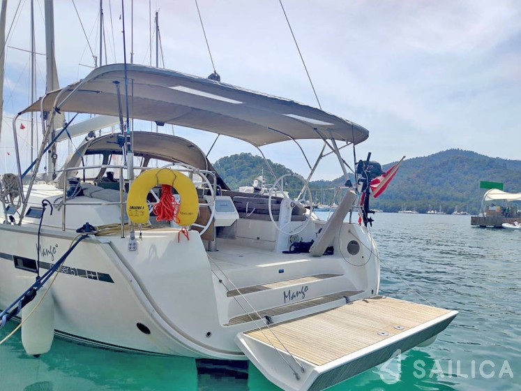 Bavaria 51 Cruiser - Yacht Charter Sailica
