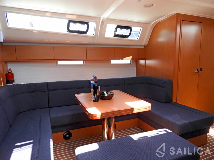 Bavaria 51 Cruiser - Yacht Charter Sailica