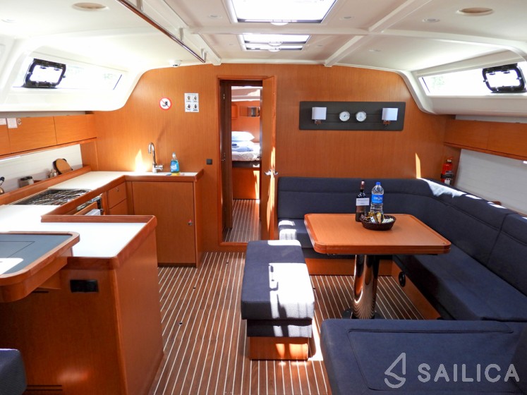 Bavaria 51 Cruiser - Yacht Charter Sailica