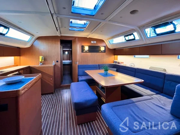 Bavaria 51 Cruiser - Yacht Charter Sailica