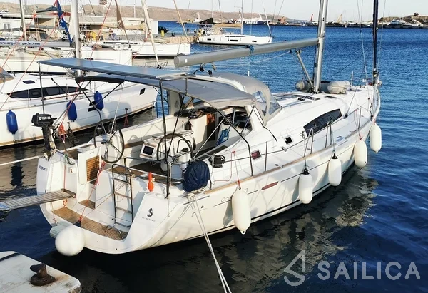 Oceanis 50 Family - Yacht Charter Sailica