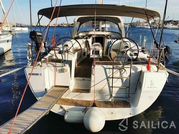 Oceanis 50 Family - Yacht Charter Sailica