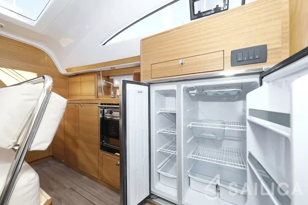 Elan Impression 45.1 - Yacht Charter Sailica