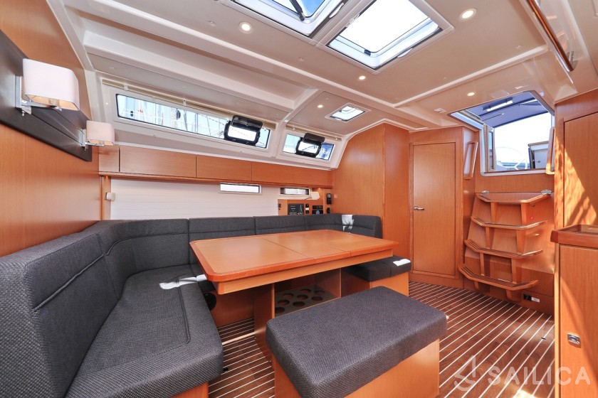 Bavaria 46 Cruiser - Yacht Charter Sailica