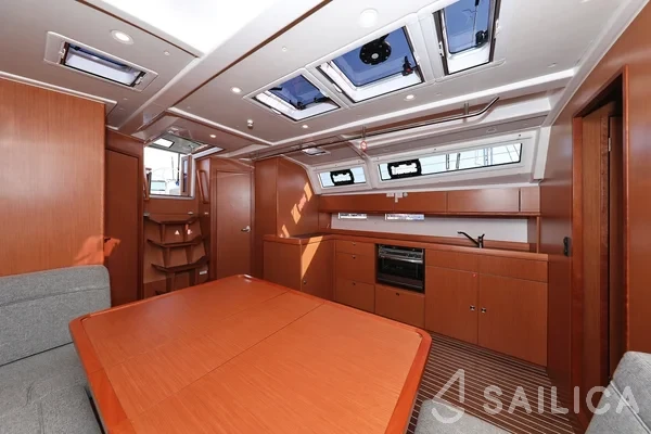Bavaria 46 Cruiser - Yacht Charter Sailica