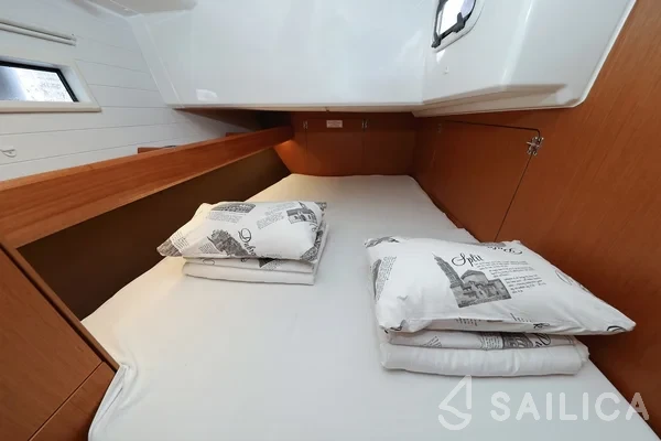 Bavaria 46 Cruiser - Yacht Charter Sailica