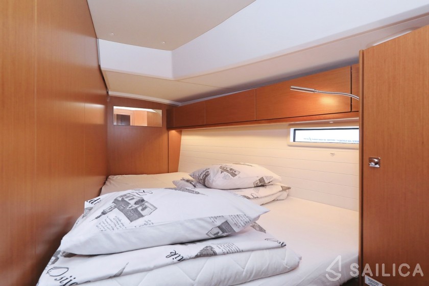 Bavaria 46 Cruiser - Yacht Charter Sailica