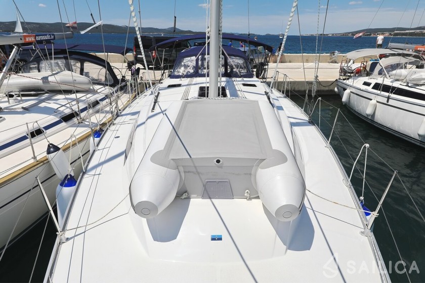 Bavaria 46 Cruiser - Yacht Charter Sailica
