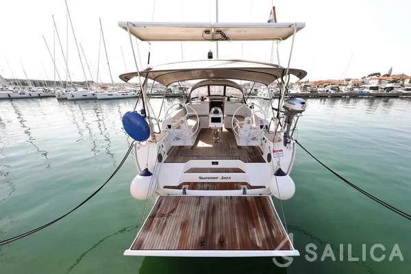 Bavaria 46 Cruiser - Yacht Charter Sailica