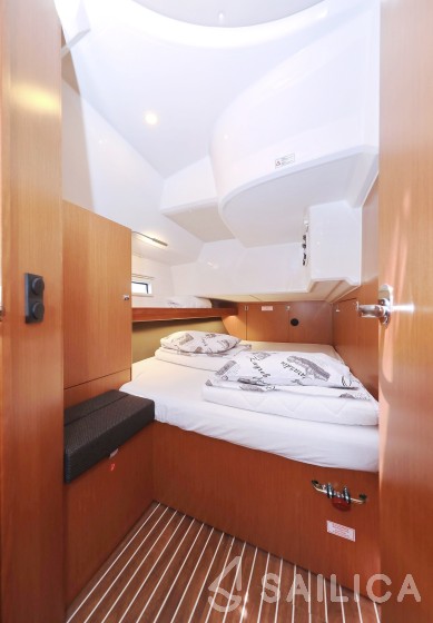 Bavaria 46 Cruiser - Yacht Charter Sailica