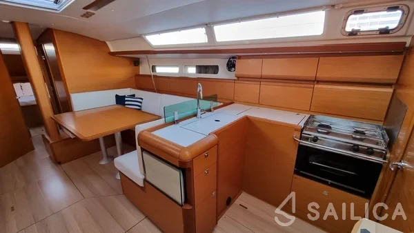 Sun Odyssey 449 - Yacht Charter Sailica