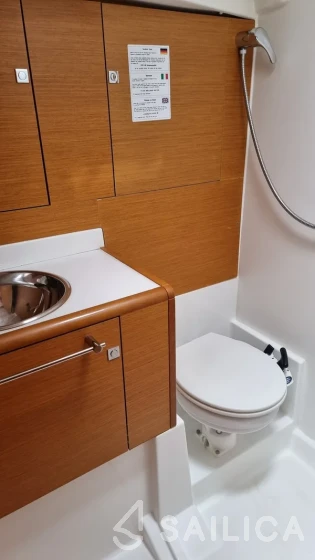 Sun Odyssey 449 - Yacht Charter Sailica