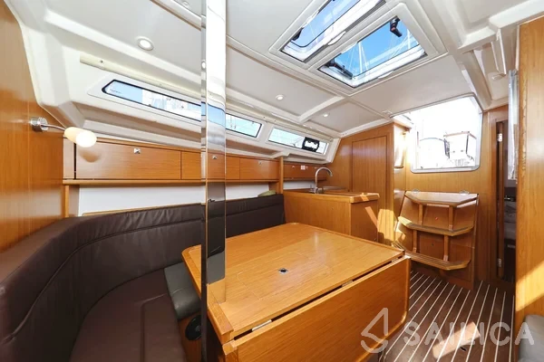 Bavaria 34 Cruiser - Yacht Charter Sailica