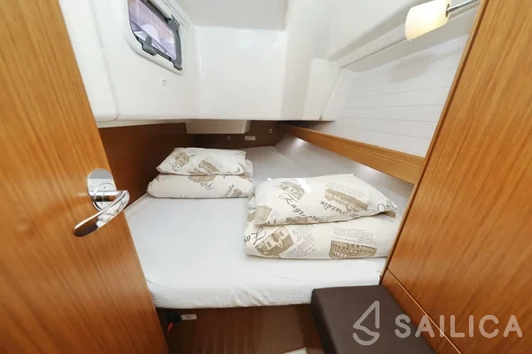 Bavaria 34 Cruiser - Yacht Charter Sailica