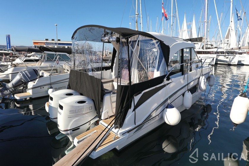 Antares 9 OB - Yacht Charter Sailica