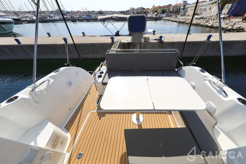 Antares 9 OB - Yacht Charter Sailica
