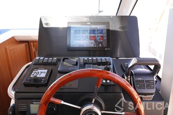 Greenline 39 - Yacht Charter Sailica