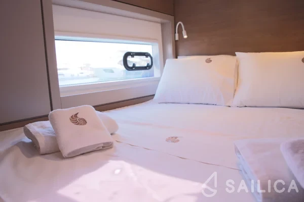 Bali 4.6 - Yacht Charter Sailica