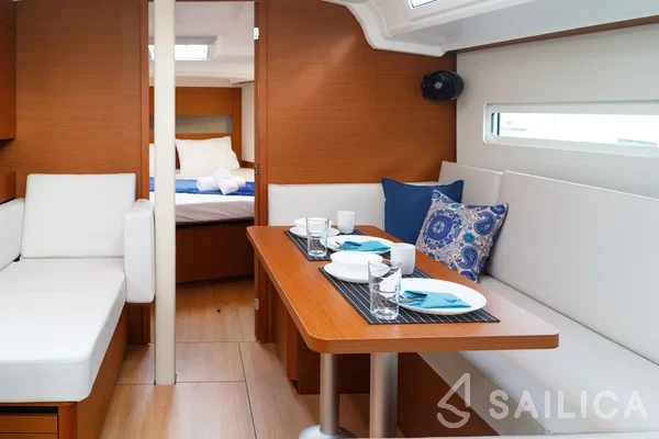 Sun Odyssey 410 - Yacht Charter Sailica