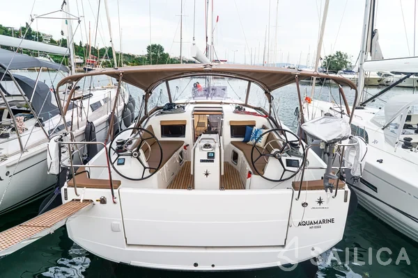 Sun Odyssey 410 - Yacht Charter Sailica