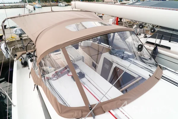 Sun Odyssey 410 - Yacht Charter Sailica
