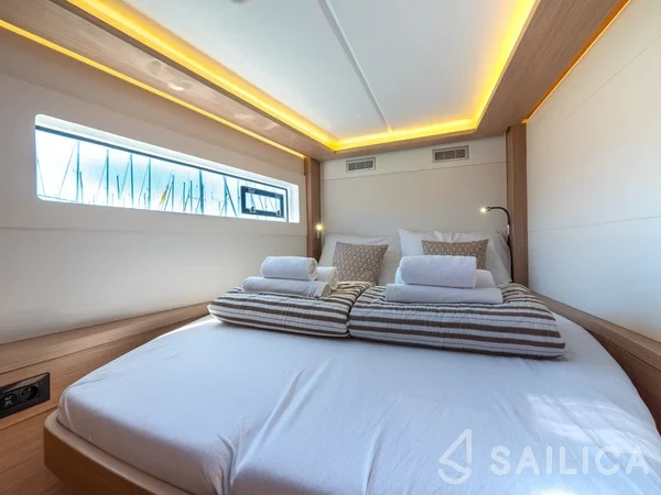 Lagoon 46  - Yacht Charter Sailica