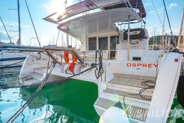 Lagoon 40 - Yacht Charter Sailica