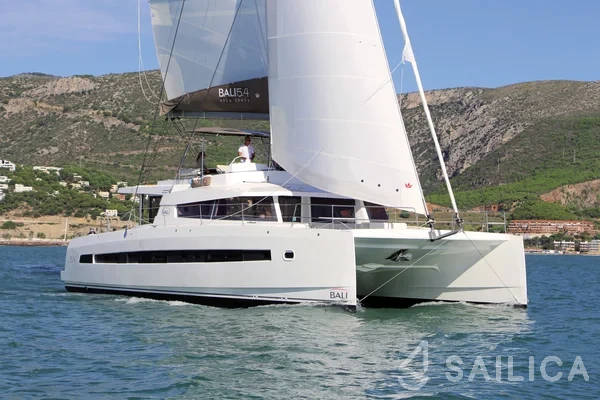 Bali 5.4. - Yacht Charter Sailica