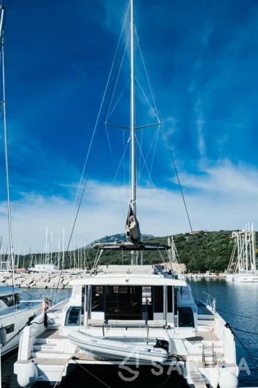 Bali 5.4. - Yacht Charter Sailica