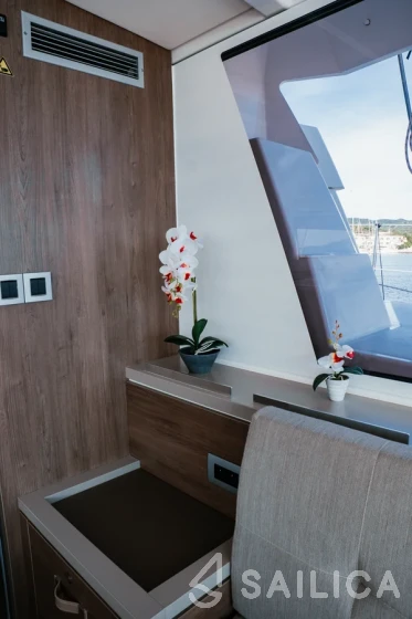 Bali 5.4. - Yacht Charter Sailica