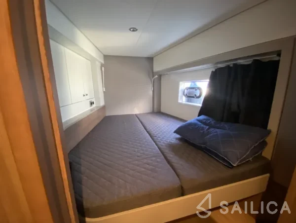 Bali 4.2 - Yacht Charter Sailica