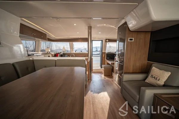 Bali 4.2 - Yacht Charter Sailica