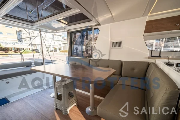 Bali 4.2 - Yacht Charter Sailica