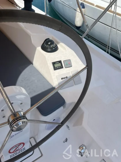 Bavaria C42 - Yacht Charter Sailica