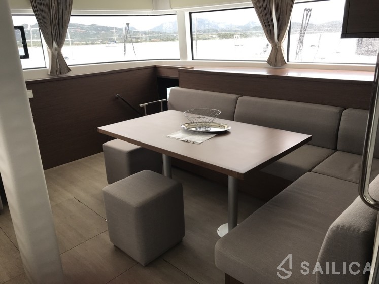 Lagoon 52 - Yacht Charter Sailica