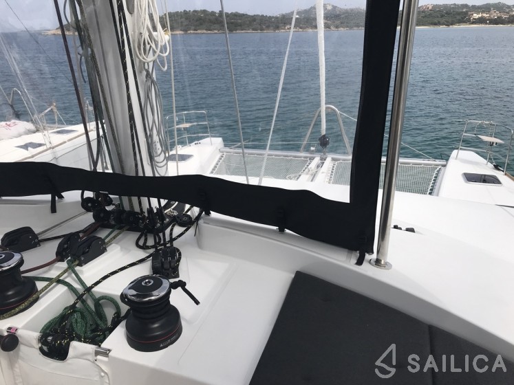 Lagoon 52 - Yacht Charter Sailica