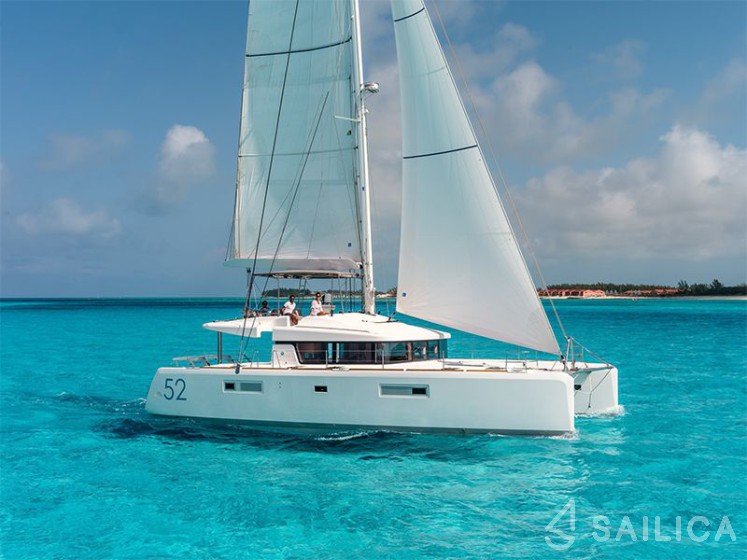 Lagoon 52 - Yacht Charter Sailica