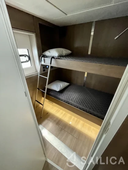 Bali 4.8  - Yacht Charter Sailica