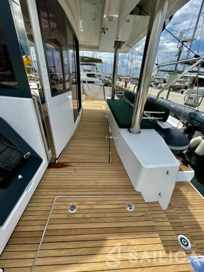 Bali 4.8  - Yacht Charter Sailica