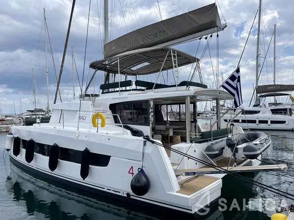 Bali 4.8  - Yacht Charter Sailica